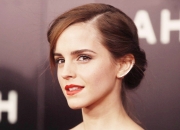 英雄联盟总决赛门票-强行终结与温柔接管，体育唯一性的两面