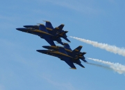 英雄联盟总决赛门票-构思（三个方向供您选择）