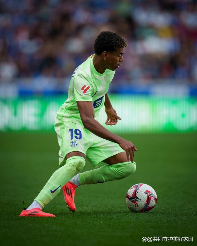 关于阿拉维斯客场完胜埃瓦尔，登顶积分榜的信息