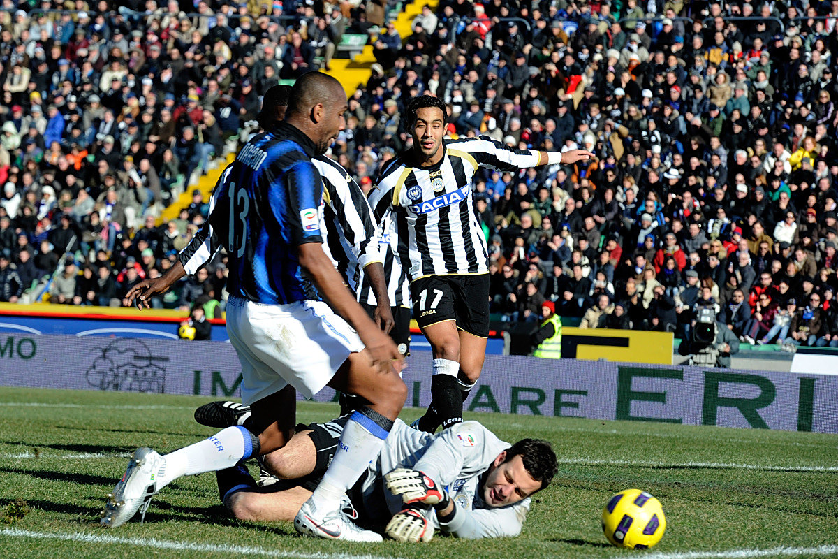 包含乌迪内斯在主场一战告捷，实力凸显的词条