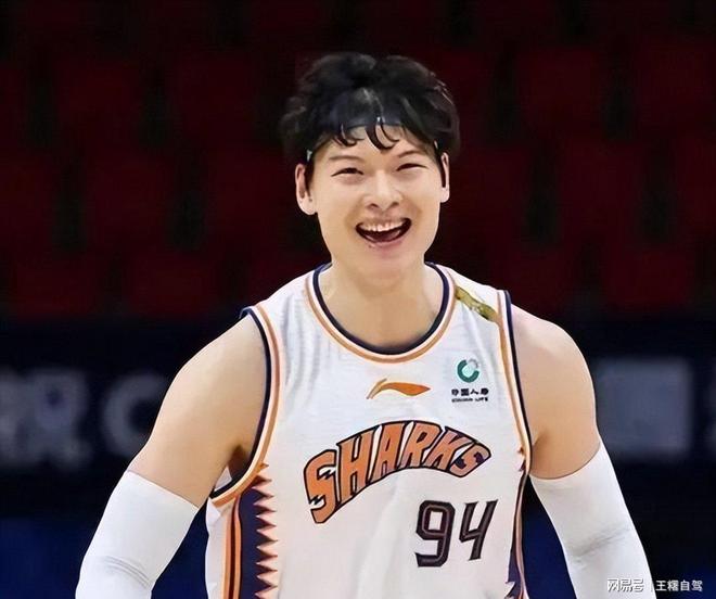 76人横扫四川队，王哲林高光表现