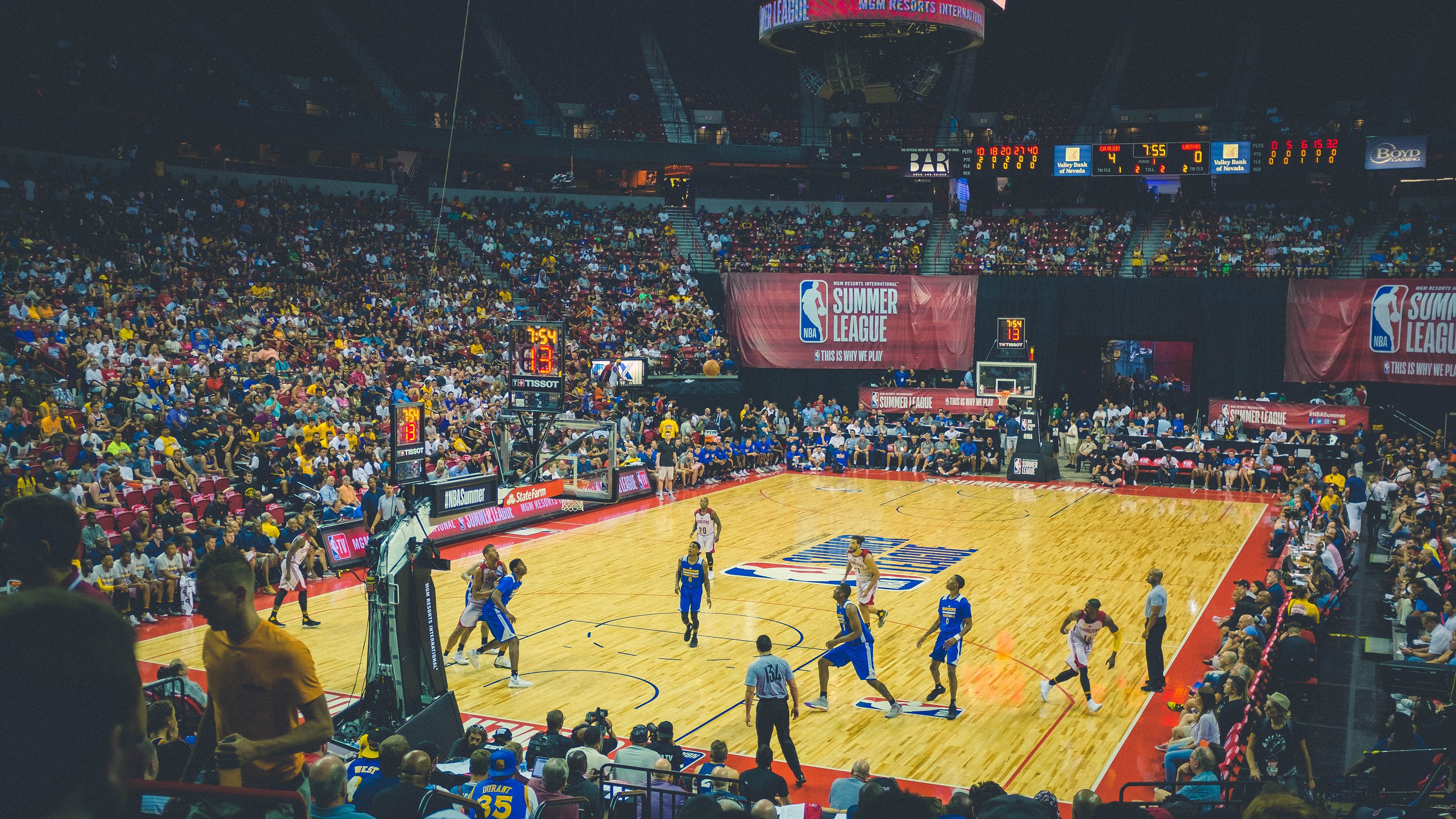 东方既白，哈登的救赎之夜与吉林的奇迹压哨