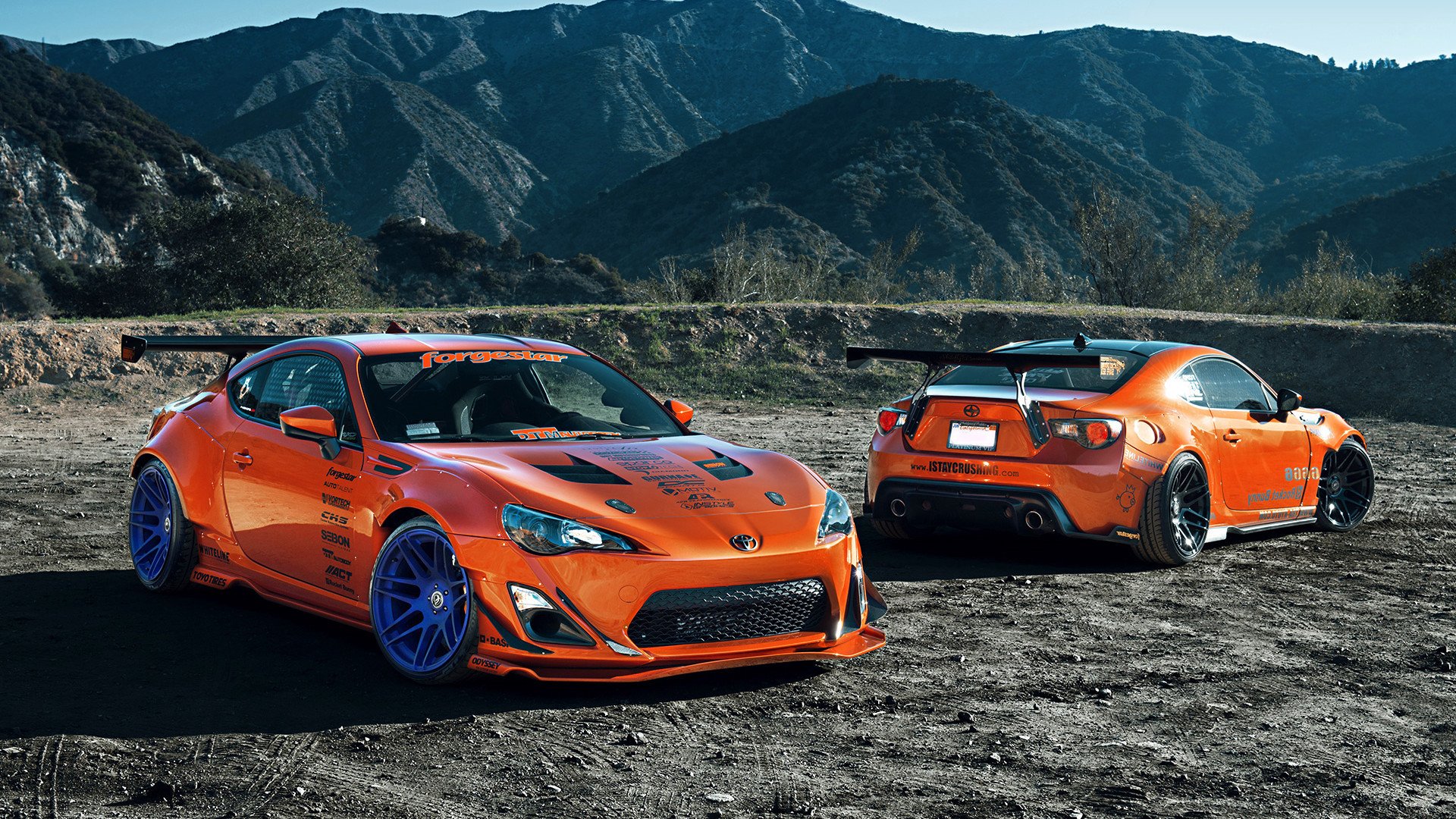 黑色蜂巢里,浓眉砌起无声的寂静第三节