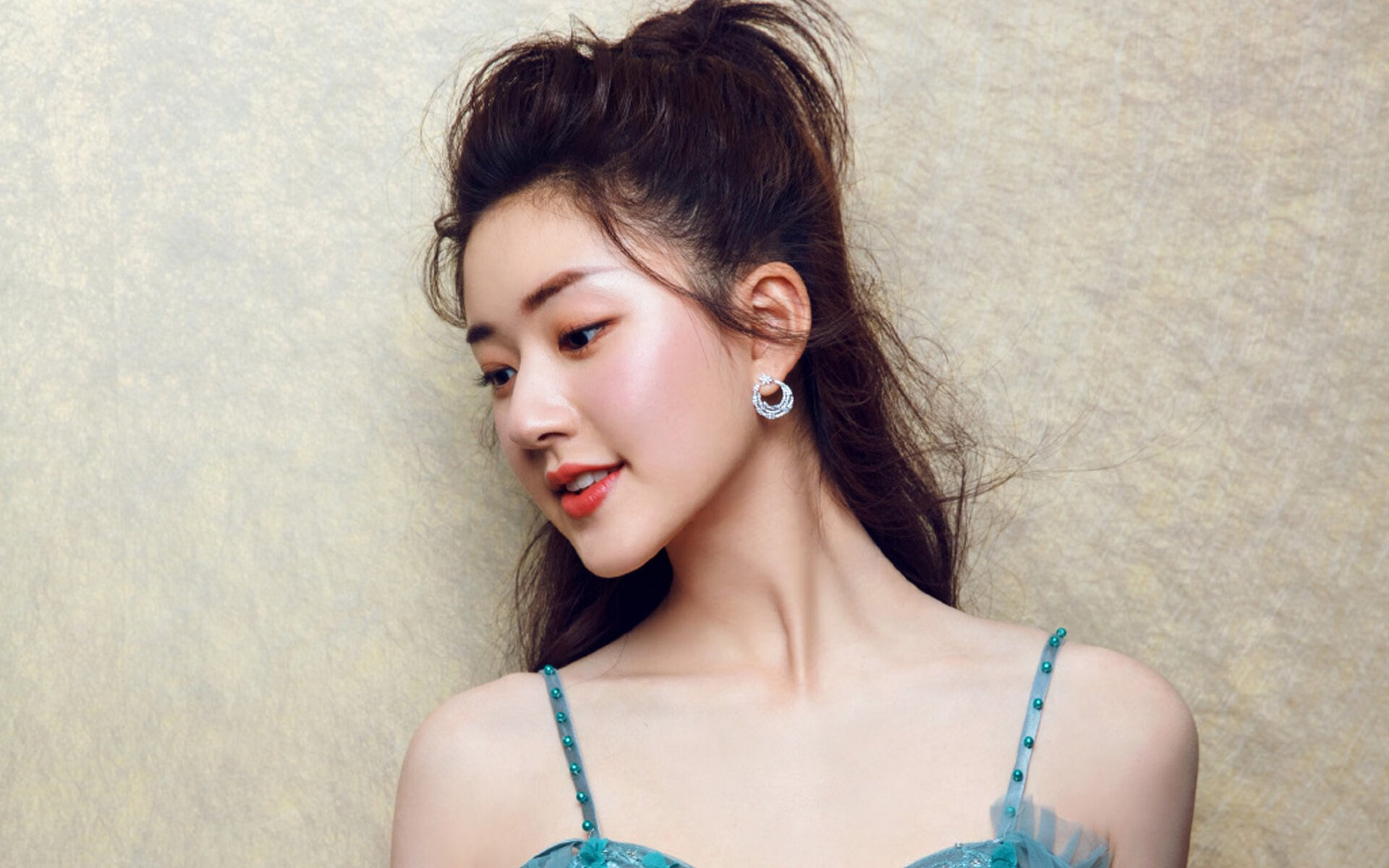 双塔奇谋，当戈贝尔的狂澜遇上深圳队的铁幕