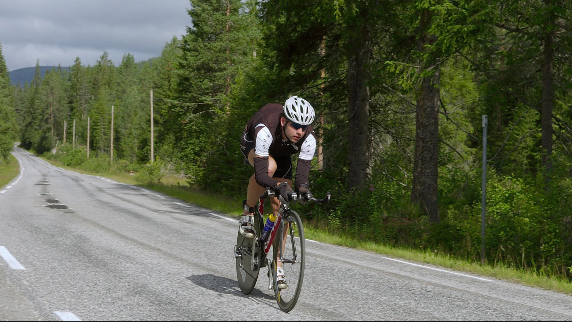 英超争冠之夜，京多安谱写绿茵交响曲