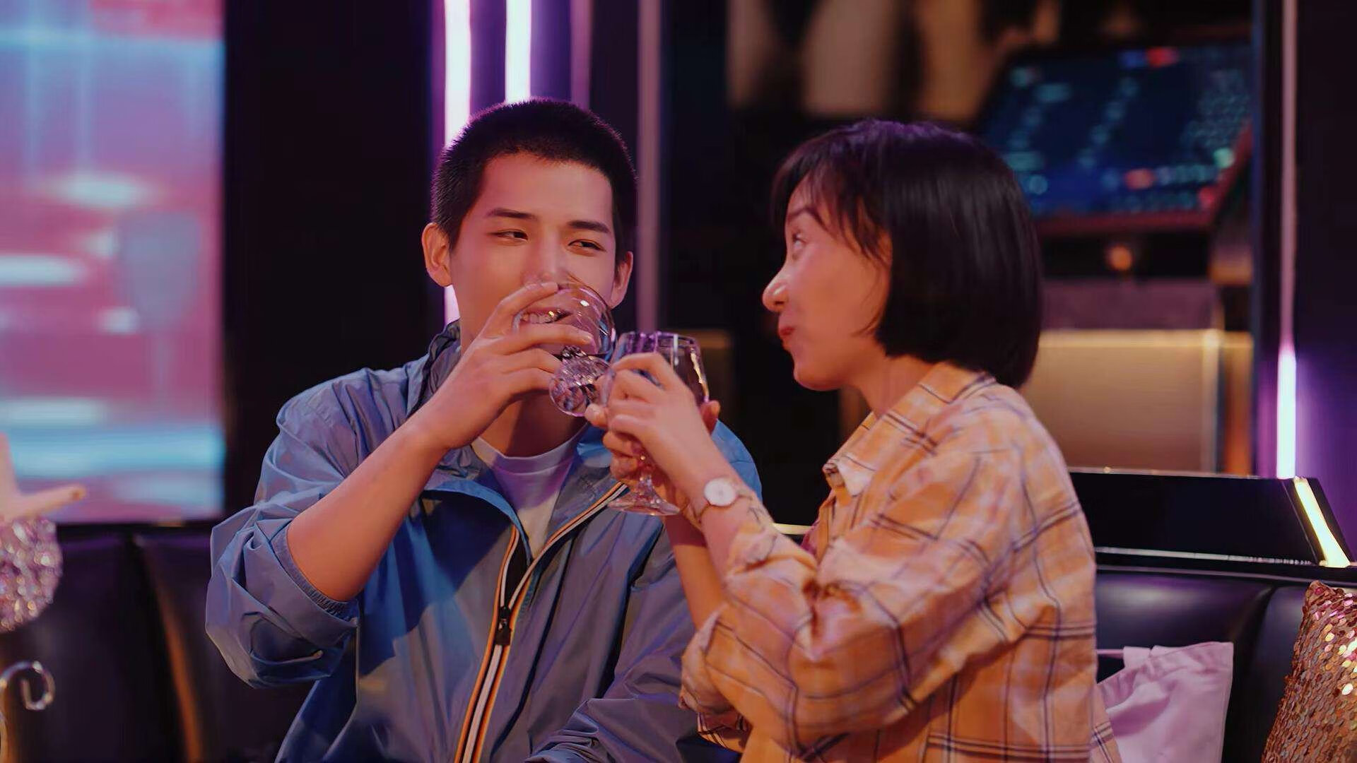 绿茵场的不同光芒,当个人艺术遇见团队交响曲