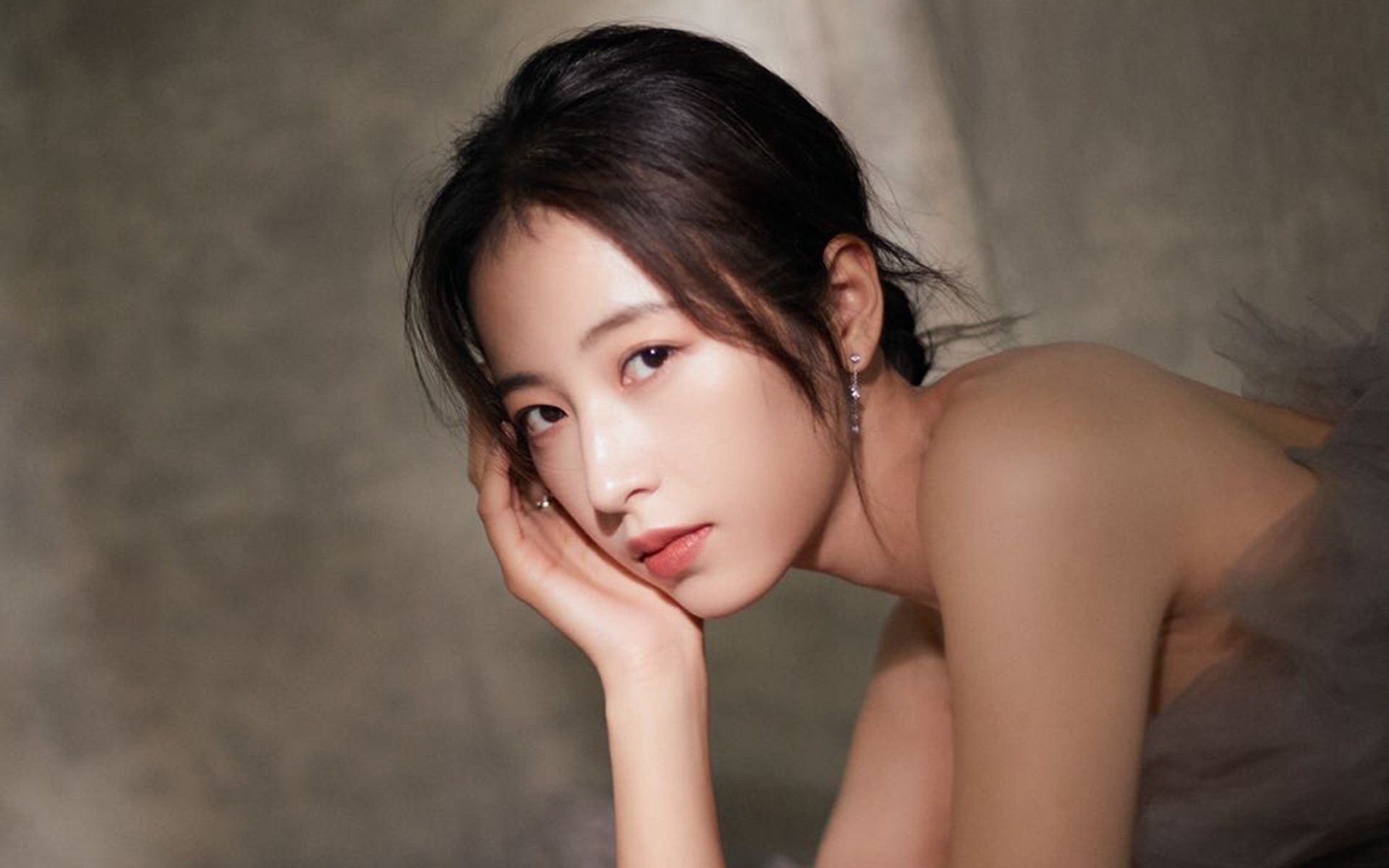 冰与沙的意志,当东决窒息攻防遇见世界杯生死战