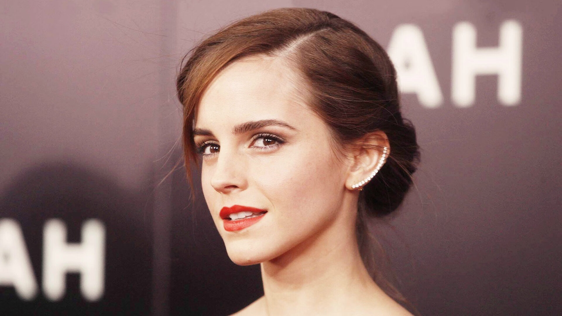 强行终结与温柔接管，体育唯一性的两面