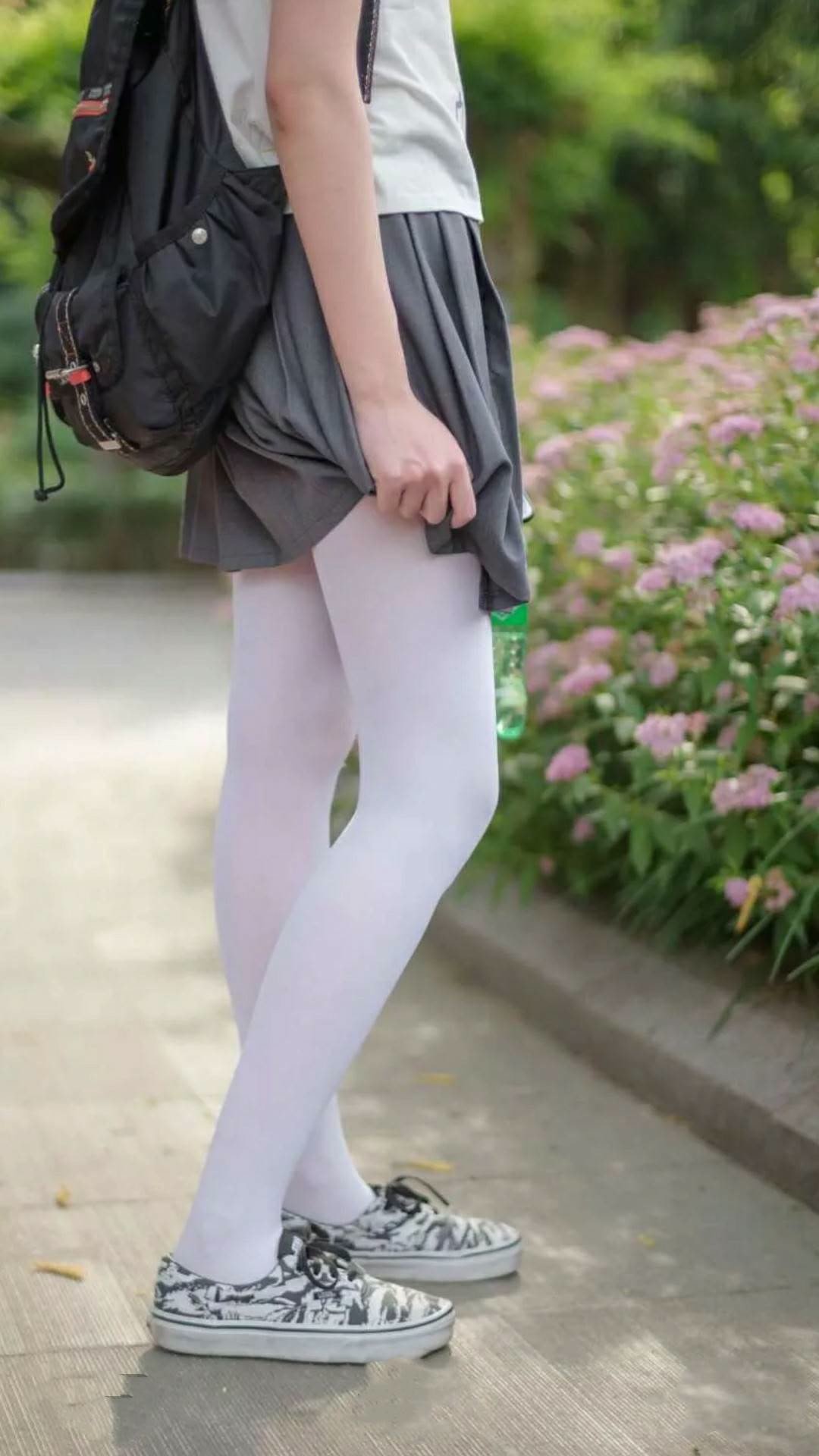 丹麦童话续写传奇,托纳利中场神迹,逆转捷克挺进争冠战